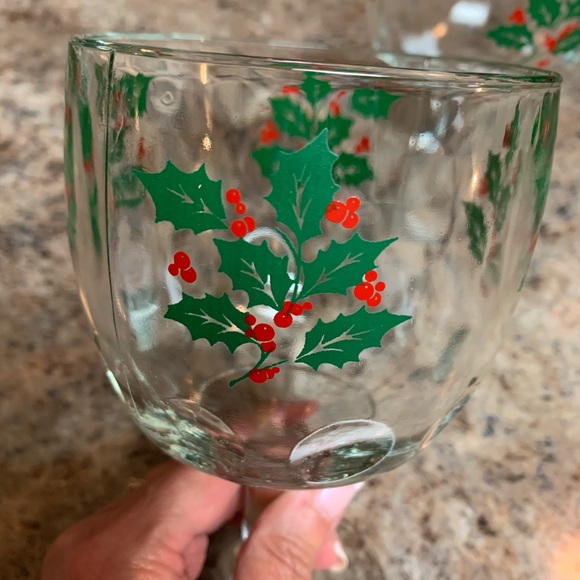 Christmas Holly Goblets (2) - Picture 4 of 4